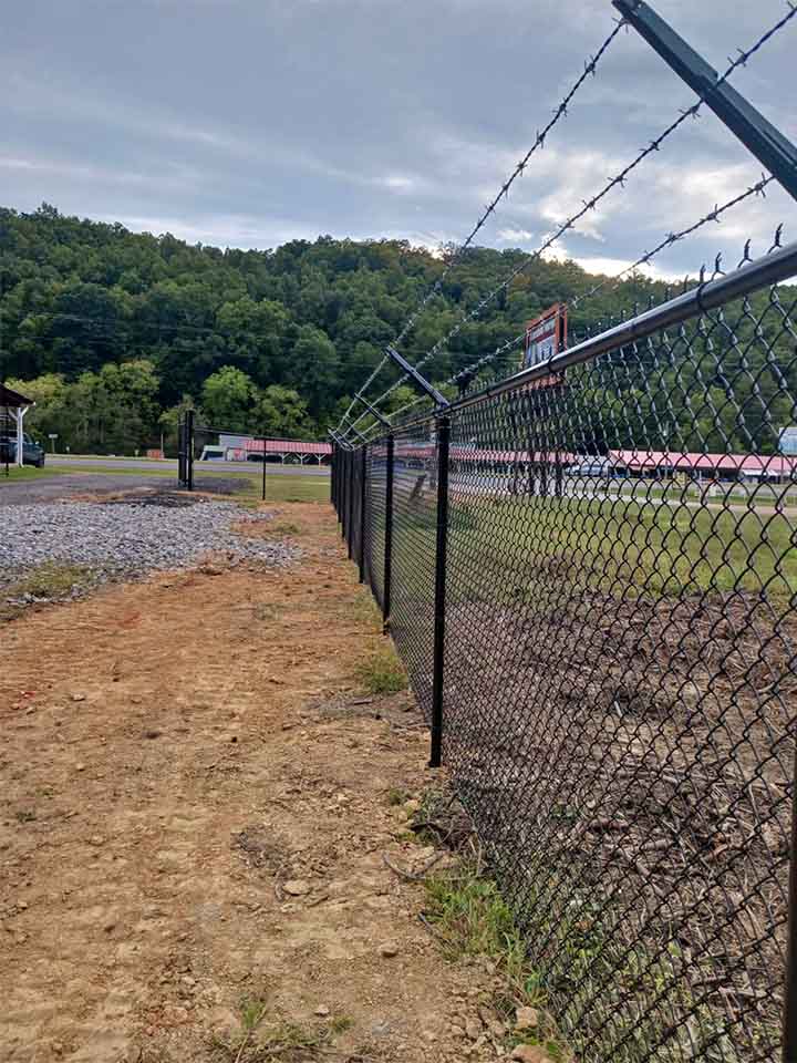 Black Chain Link Fence With Barbed Wire | Informacionpublica.svet.gob.gt